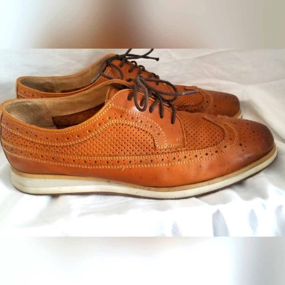 Florsheim mens light brown leather dress shoe size 10 D